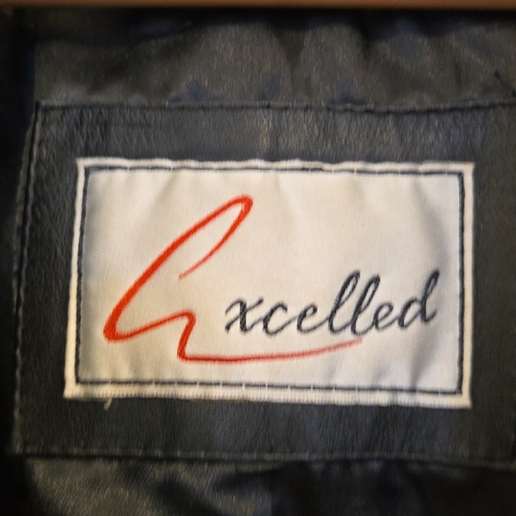 Excelled Sleek Black Leather Women's Coat XL - Picture 4 of 11